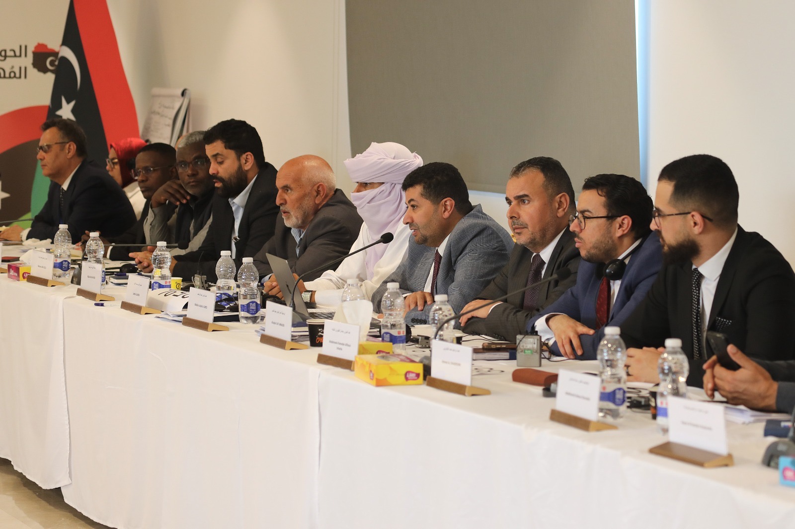 TRIPOLI – Members of the Structured Dialogue’s National Reconciliation and Human Rights Track concluded their third round of in-person meetings in Tripoli on Thursday. The discussions focused on transitional justice, accountability for past violations, abuses, strengthening trust in state institutions and their role in advancing national reconciliation.  Members reviewed existing initiatives and legislation, examining how to strengthen them to support a rights-based transition that serves all Libyans. Diss